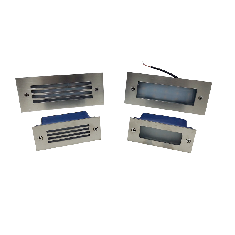إضاءة LED للأرضيات والدرج بـ 1 - مراجعة Ground Light Recessed وسعره